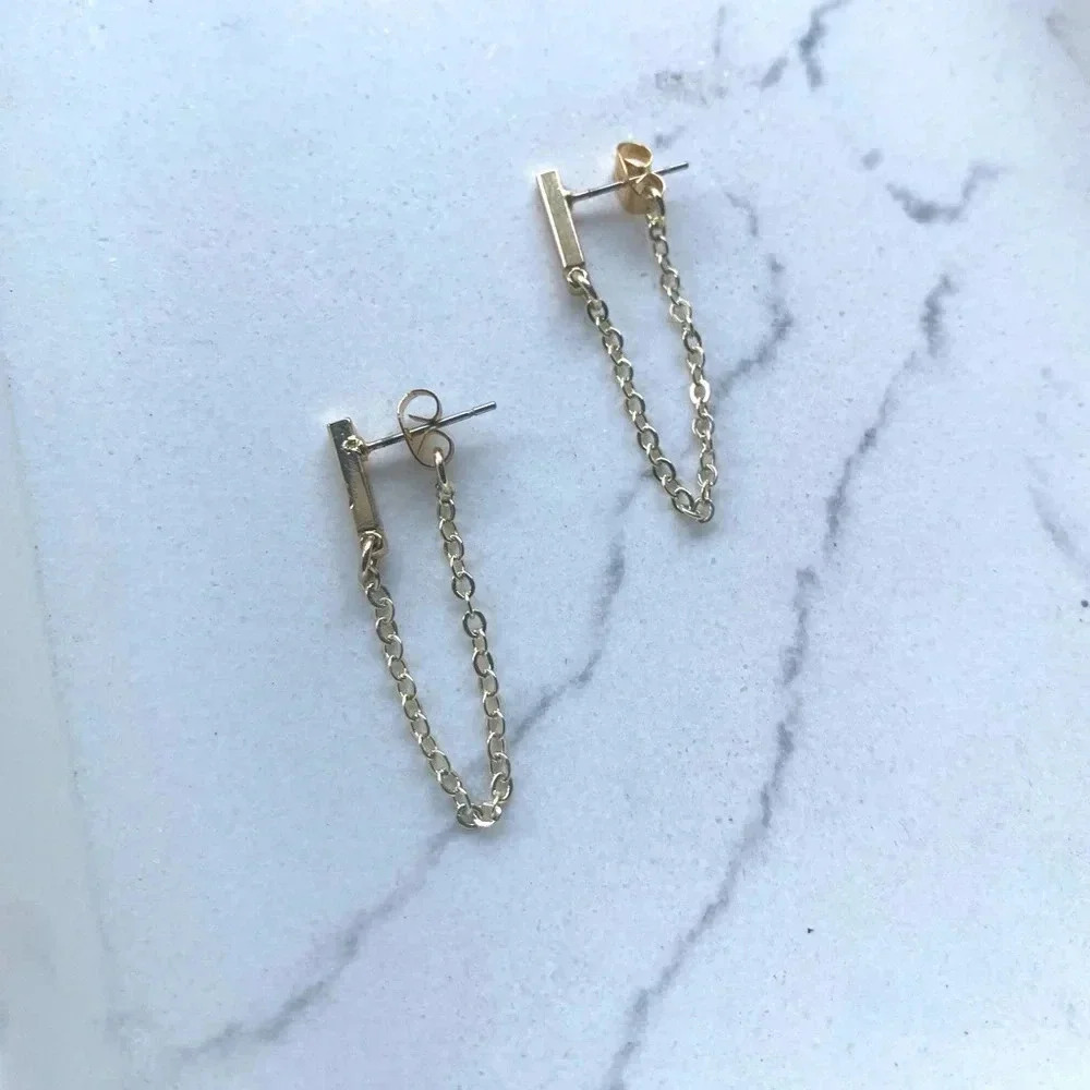 Chic and Minimalist Gold Plated Drop Chain Earrings